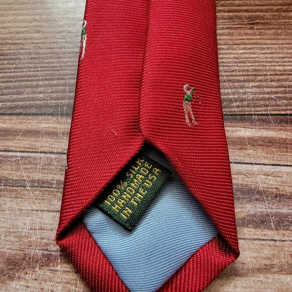 BIRD DOG BAY Men's 100% Silk Necktie USA Golfer Golf Red EUC - Picture 2 of 5